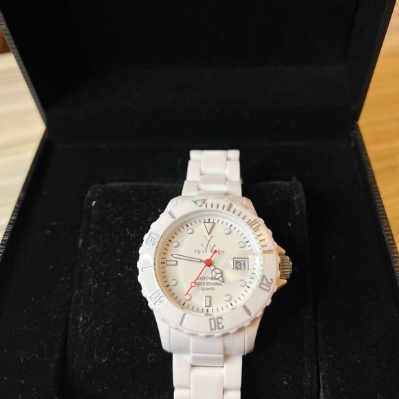 ToyWatch White Watch - Picture 3 of 3